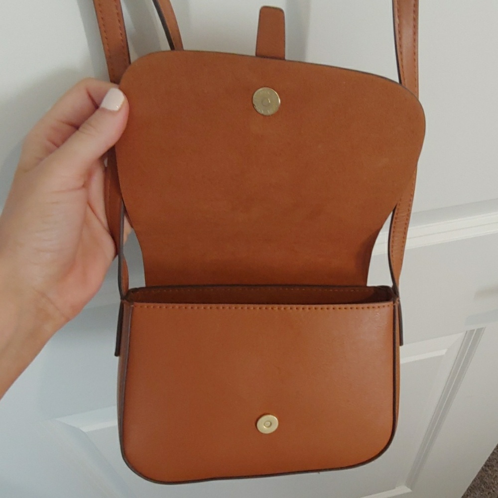 Purse - Picture 2 of 3